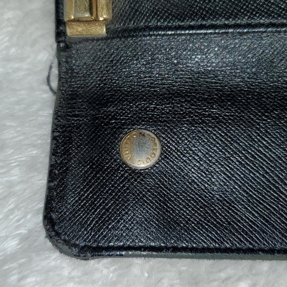 Louis Vuitton Denim Monogram Key Card Holder *HTF* - Picture 6 of 13